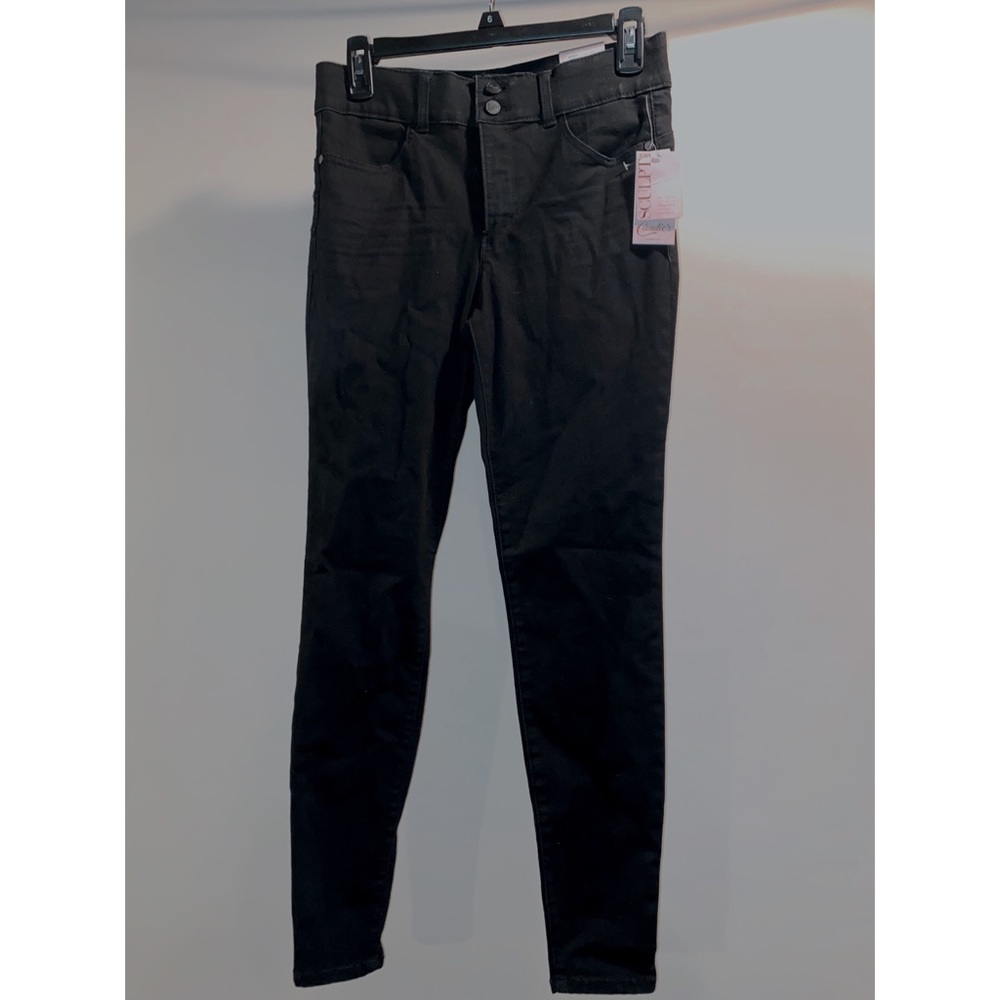 Candie’s Skinny Jeans